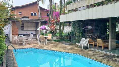 Disponivel natal e réveillon CASA NO GUARUJA PRAIA DA ENSEADA