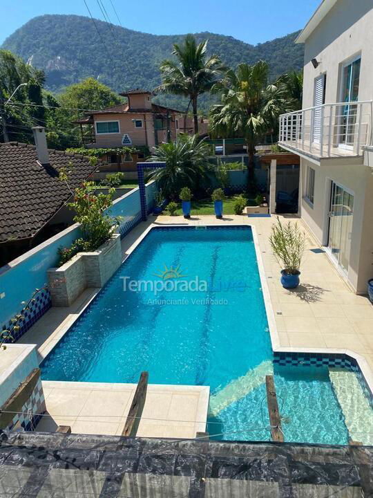 House for vacation rental in Caraguatatuba (Praia da Mococa)