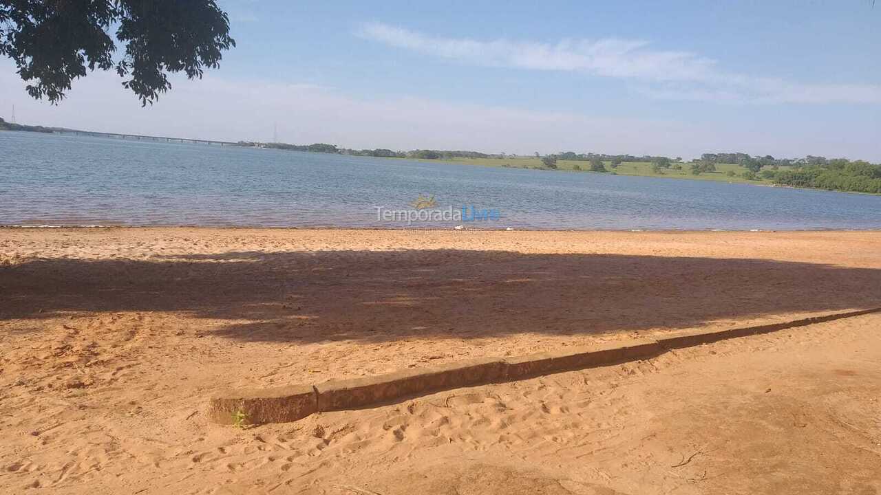 Casa para alquiler de vacaciones em Buritama (Condominio Jardim Itaparica)