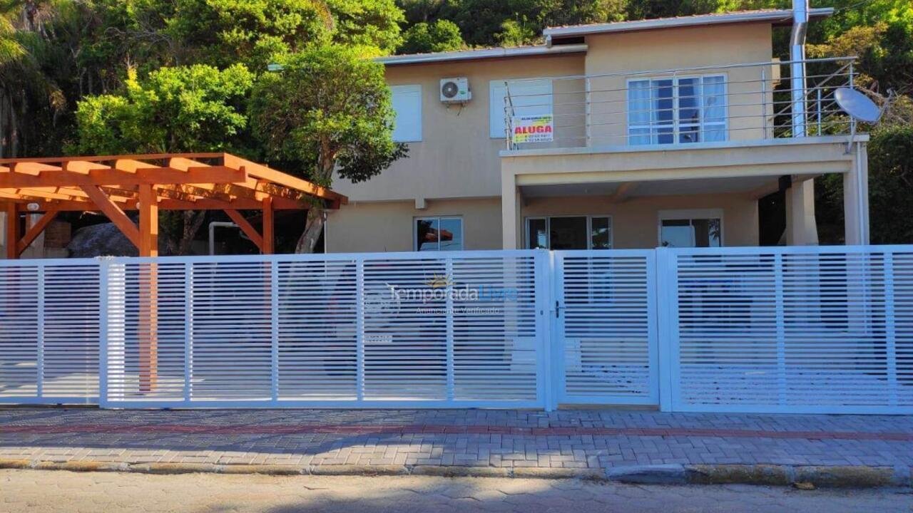 Casa para alquiler de vacaciones em Bombinhas (Praia da Conceição)