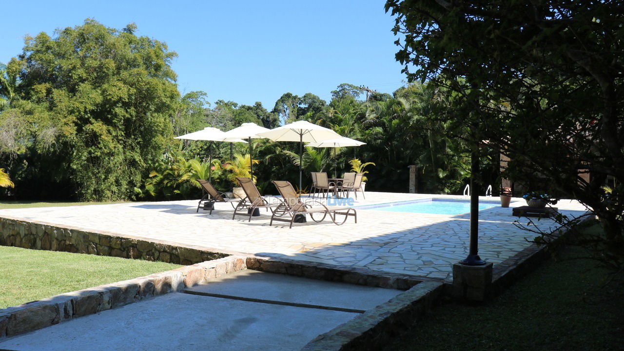 Casa para aluguel de temporada em Angra dos Reis (Praia Vermelha)