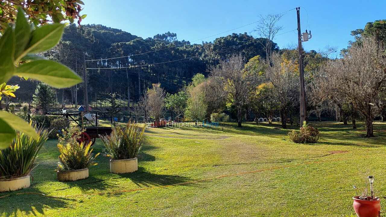 Ranch for vacation rental in Gonçalves (Estrada dos Costas)