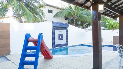 Casa con barbacoa y piscina en Guarajuba