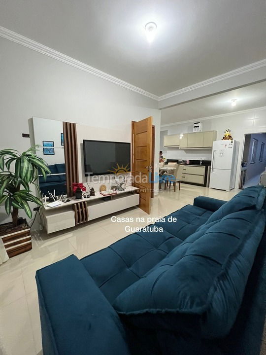 Casa para aluguel de temporada em Guaratuba (Balneário Eliane)