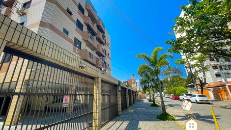 Excellent apartment 4 minutes from Praia Enseada Guarujá | Layette, TV, Wi-Fi