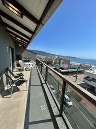 AVENUE FRONT PENTHOUSE WITH SEA VIEW