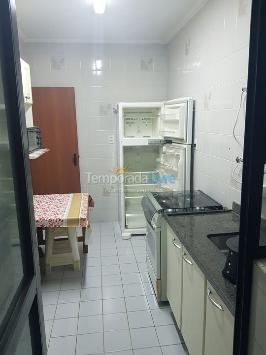 Apartamento para aluguel de temporada em Praia Grande (Canto do Forte)