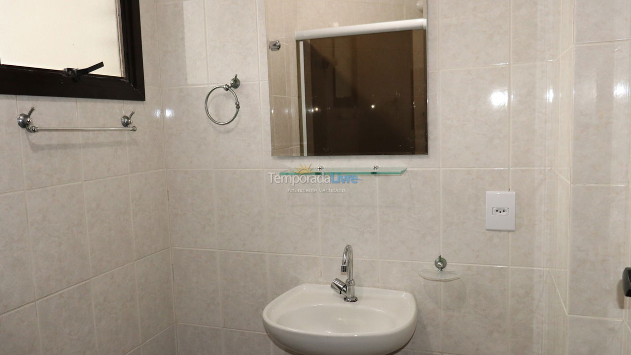 Apartamento para aluguel de temporada em Guarujá (Enseada)