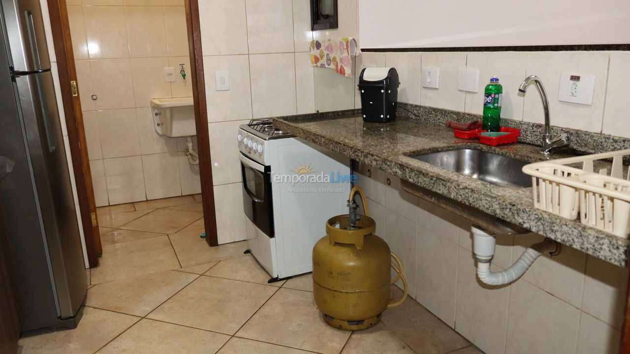 Apartamento para aluguel de temporada em Guarujá (Enseada)