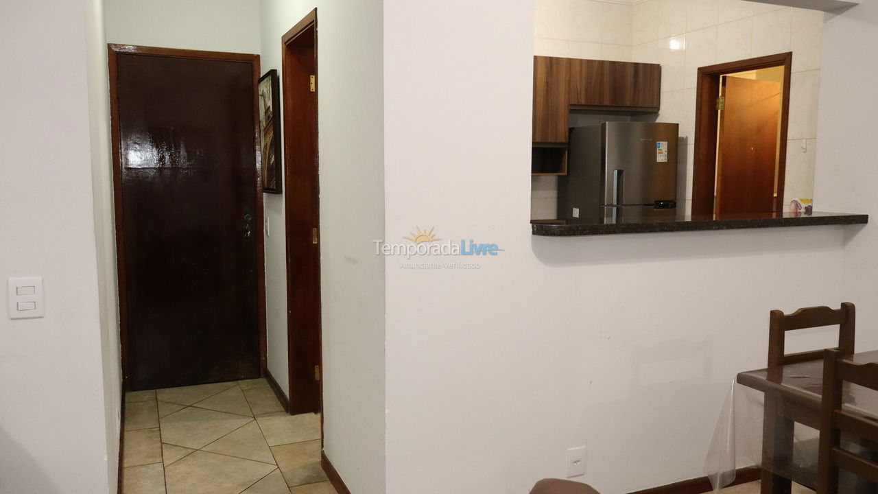 Apartamento para aluguel de temporada em Guarujá (Enseada)