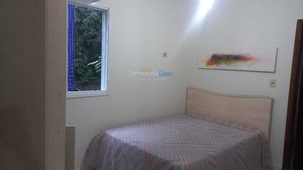 Apartment for vacation rental in Ubatuba (Praia Grande)