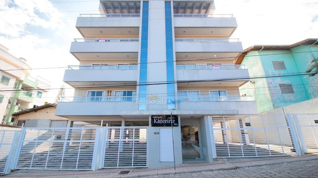 Apartamento para alquiler de vacaciones em Bombinhas (Praia de Bombas)
