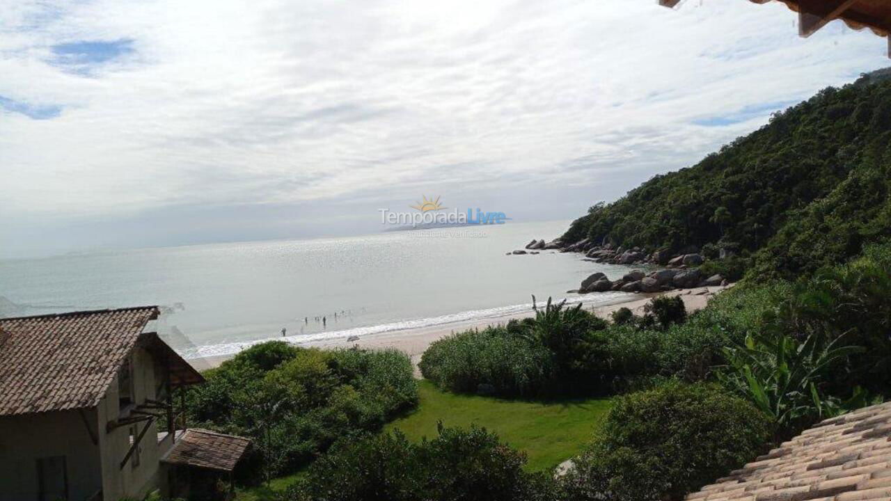 Apartamento para alquiler de vacaciones em Governador Celso Ramos (Praia das Cordas)