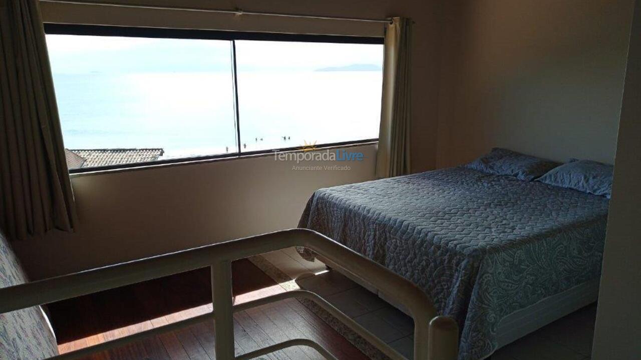 Apartamento para alquiler de vacaciones em Governador Celso Ramos (Praia das Cordas)