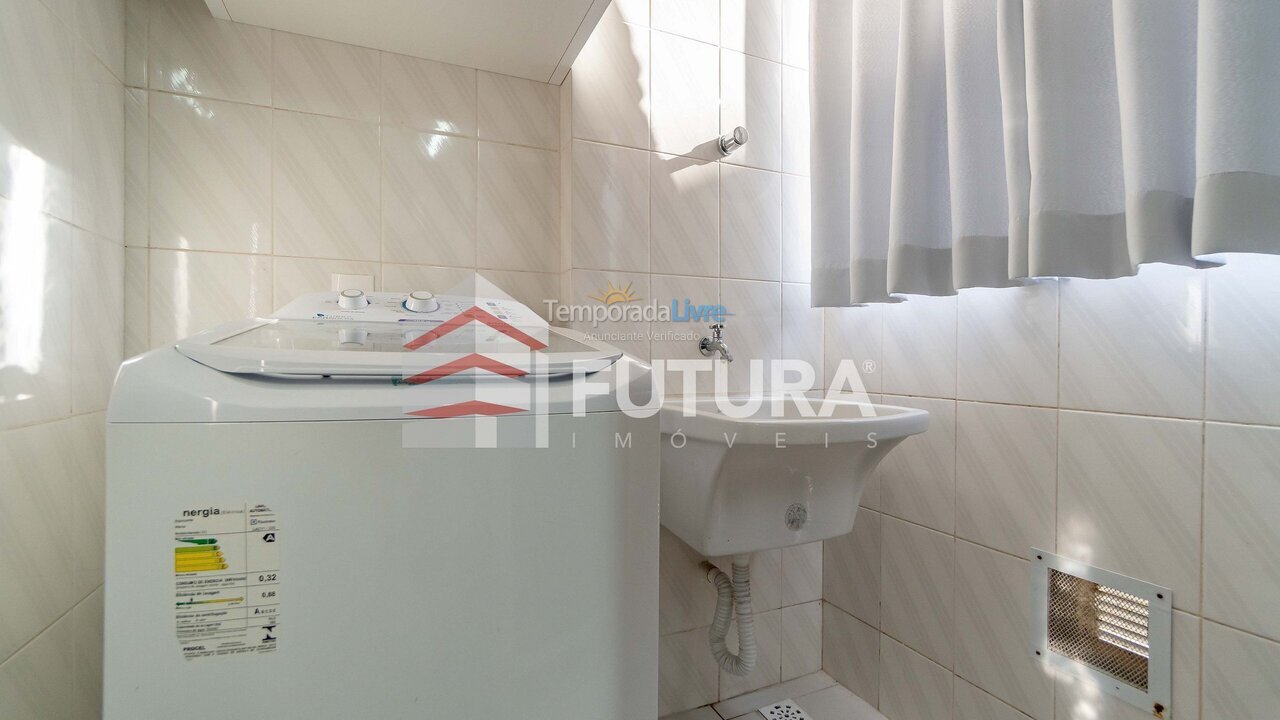 Apartment for vacation rental in Bombinhas (Praia de Bombas)