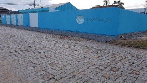 Alugo casas por dia na Praia do Gravatá em Navegantes SC