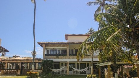 House on the seafront, 5 suites