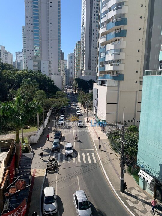 Apartamento para aluguel de temporada em Balneário Camboriú (Centro)