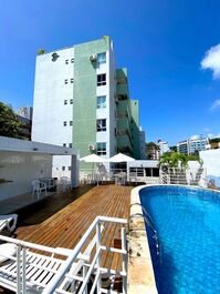 Apartamento en planta baja con piscina cubierta en Cabo Branco