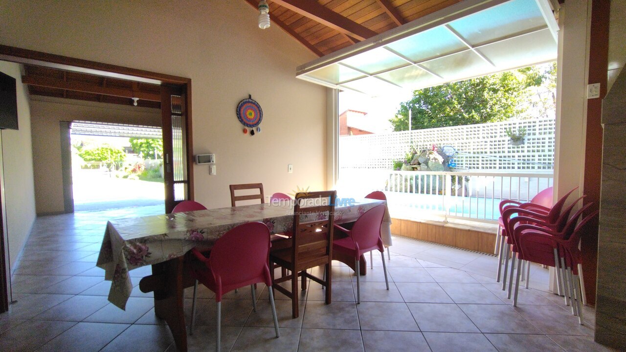 House for vacation rental in Florianopolis (Canasvieiras)