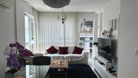 Apartamento en la playa de Itapema SC, barrio de Meia Praia