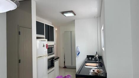 Apartamento en la playa de Itapema SC, barrio de Meia Praia