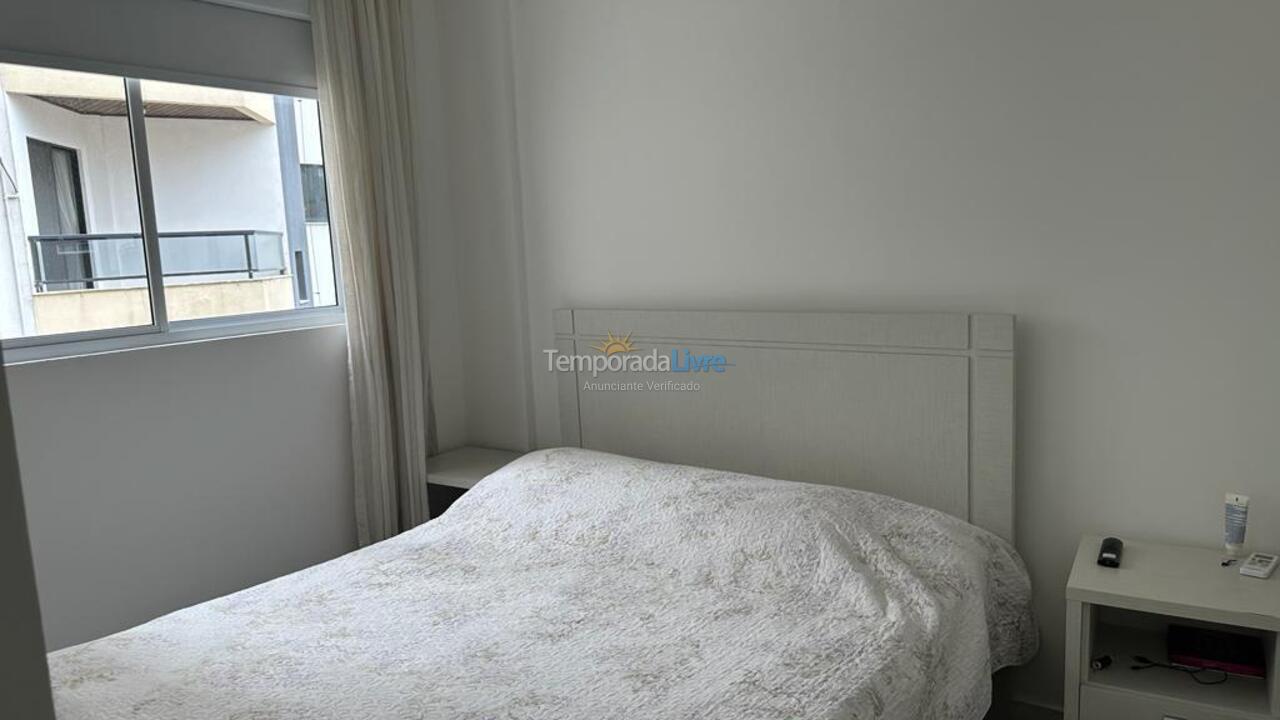 Apartamento para alquiler de vacaciones em Itapema (Meia Praia)