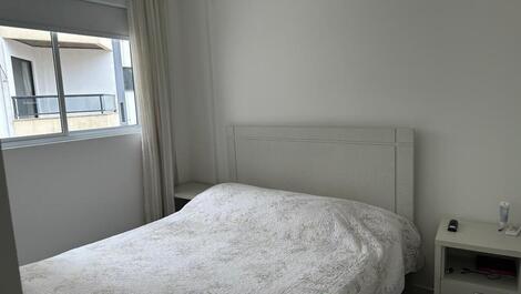Apartamento en la playa de Itapema SC, barrio de Meia Praia