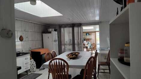 Casa Con Piscina - Bal. Betaras - 200 m del mar - para hasta 12 personas