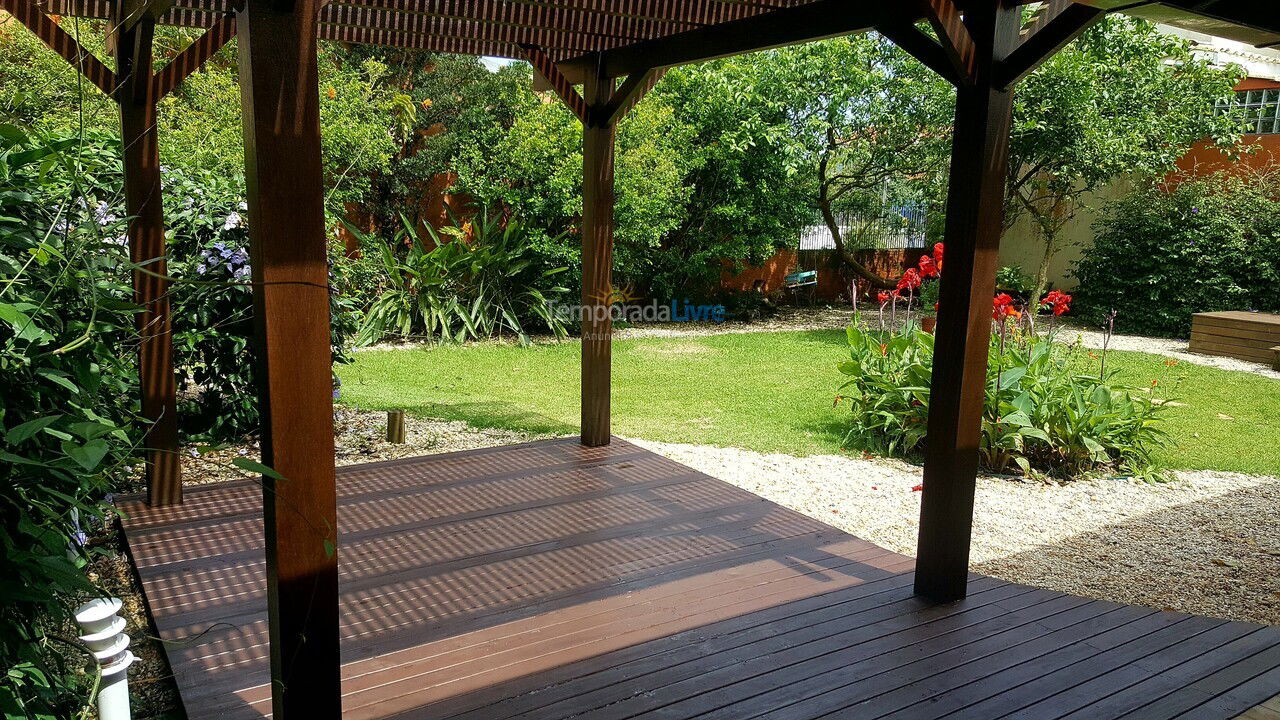 House for vacation rental in Florianopolis (Daniela)