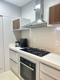 "Disfruta del lujo junto al mar: APARTAMENTO DE 3 DORMITORIOS FINAMENTE AMUEBLADO