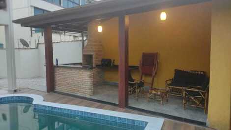 LINDA CASA PRAIA TONINHAS 3 DORM ( 2 SUITES) COM PISCINA