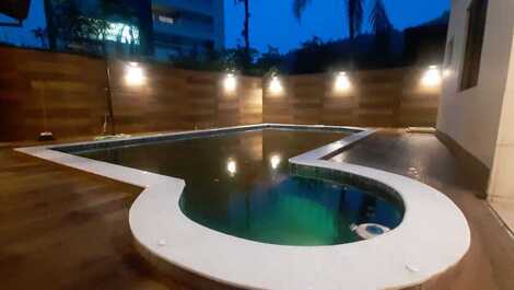 LINDA CASA PRAIA TONINHAS 3 DORM ( 2 SUITES) COM PISCINA