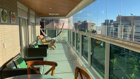 Apartamento Impecable con balcón gourmet y vistas al mar