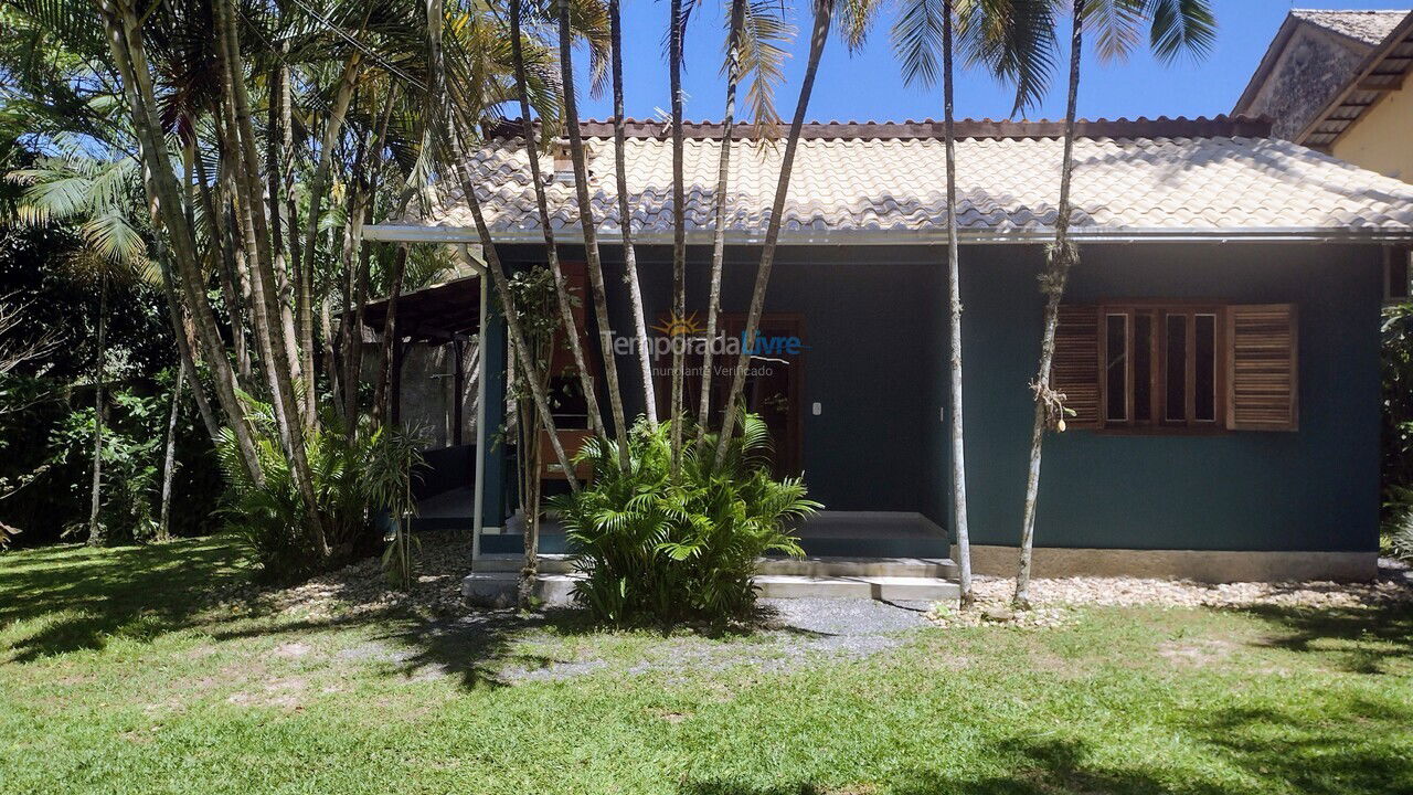 Casa para aluguel de temporada em Porto Belo (Centro)