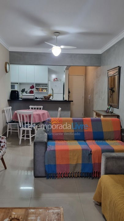 Apartamento para aluguel de temporada em Guarujá (Enseada)