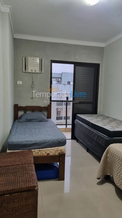 Apartamento para aluguel de temporada em Guarujá (Enseada)