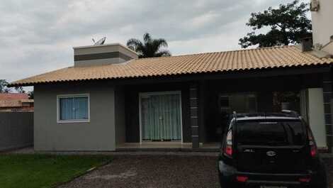 House with 3 bedrooms in Mariscal, 250 meters from Canto Grande