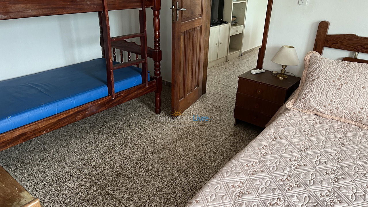 Apartamento para aluguel de temporada em Ubatuba (Pereque Açu)