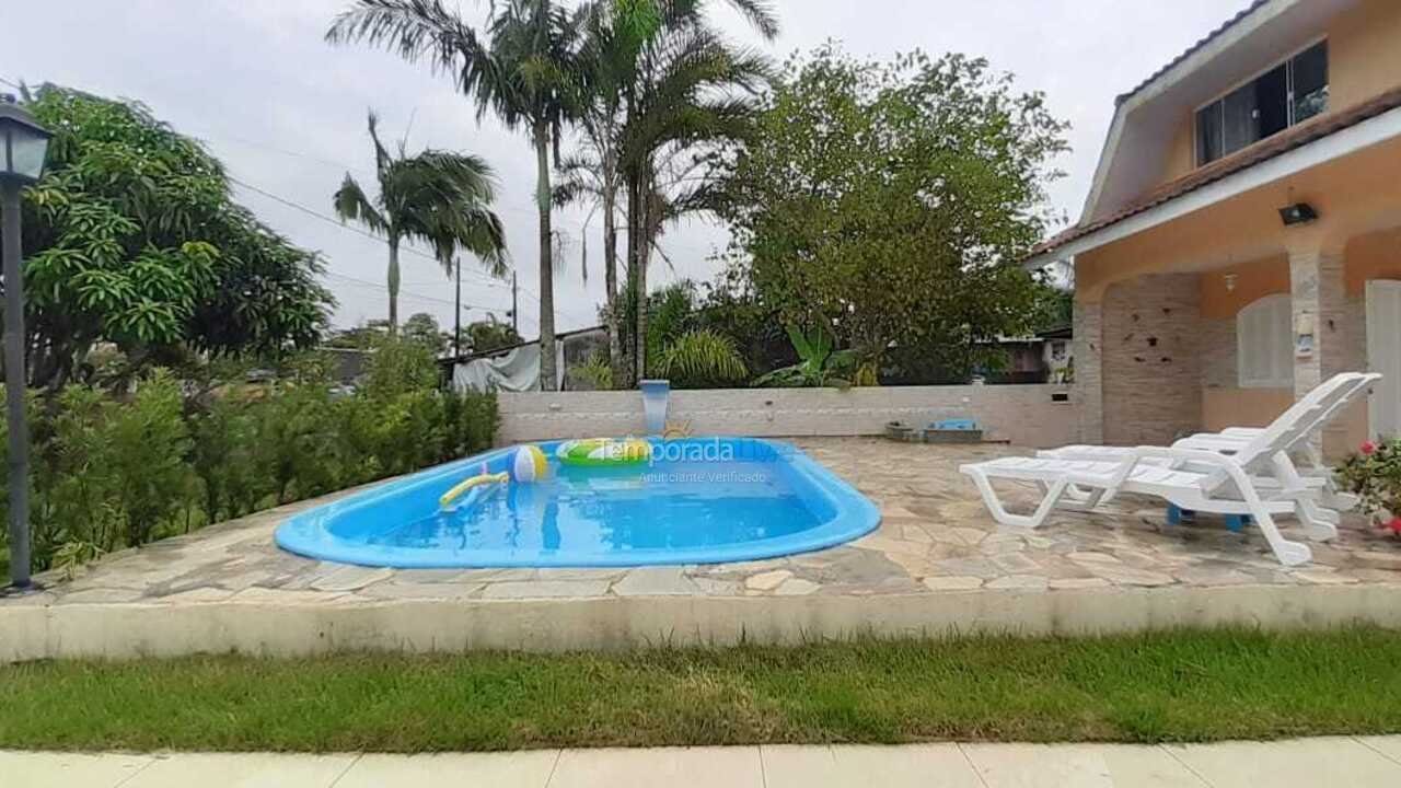 House for vacation rental in Pontal do Paraná (Marissol)