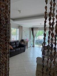 Three-bedroom house and pool in Mariscal, 250 meters from Canto Grande beach