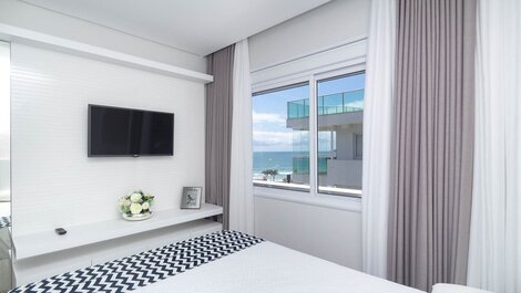 Luxury apartment seafront in Bombinhas