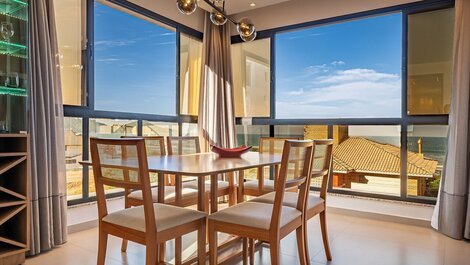 200 - Apartamento con 03 dormitorios y vistas a la playa de Mariscal
