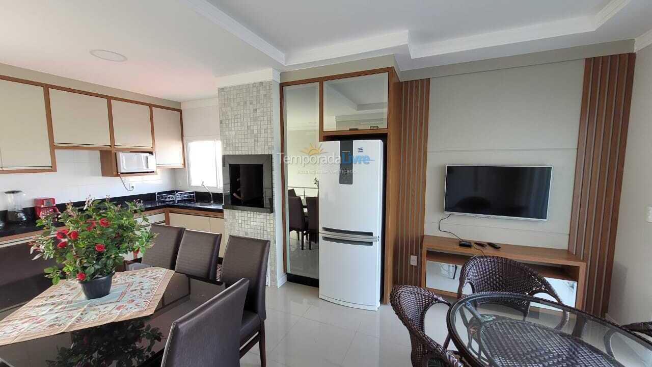 Apartamento para aluguel de temporada em Bombinhas (Praia de Bombinhas)