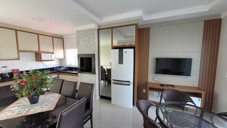 254 - Cobertura duplex com 3 suítes próximo a praia de Bombinhas