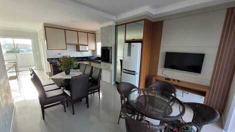 254 - Cobertura duplex com 3 suítes próximo a praia de Bombinhas