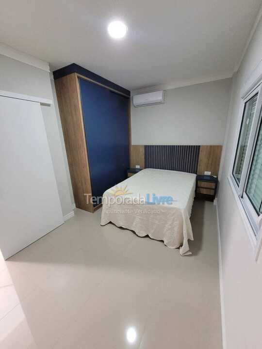 Apartamento para aluguel de temporada em Bombinhas (Praia de Bombinhas)