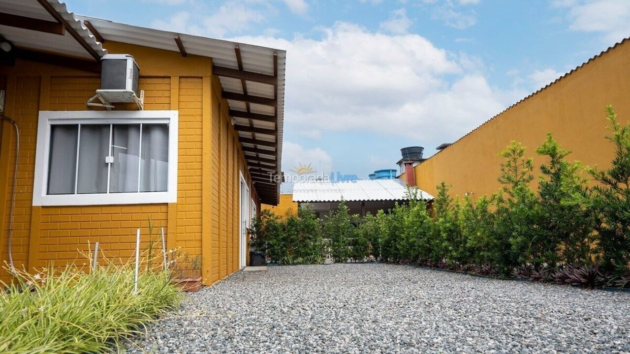 Casa para alquiler de vacaciones em Navegantes (Meia Praia)