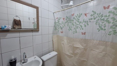 Banheiro com água quente