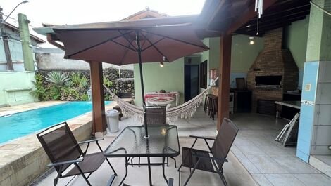 House well located, close to the best beaches in Caraguatatuba